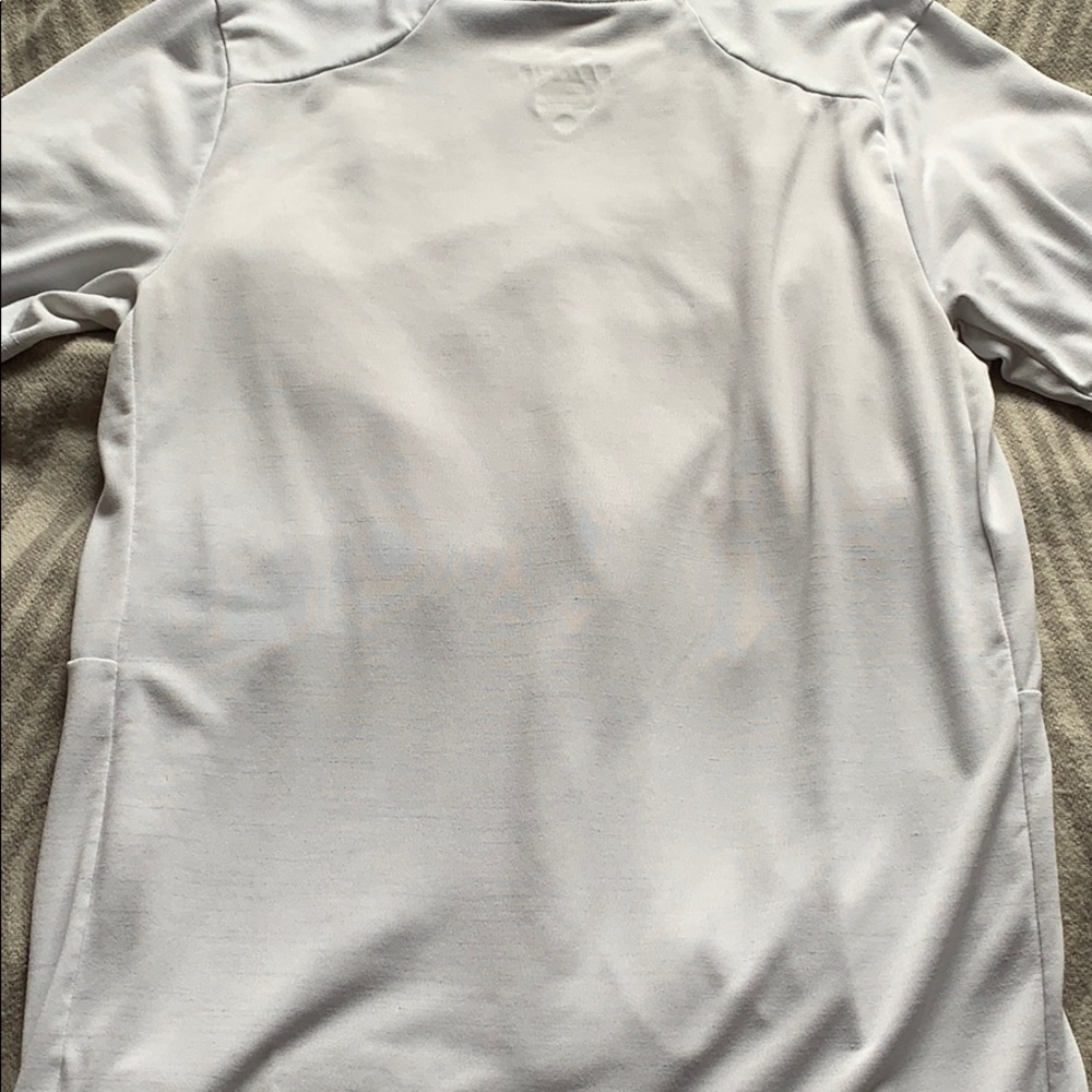 COPY - Nike DRI-FIT Training T-Shirt - Picture 3 of 6